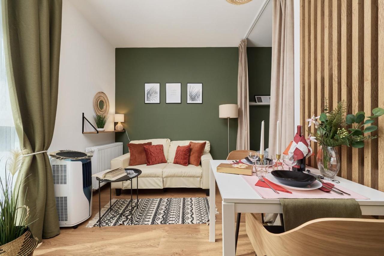 City Panorama Studio Apartments Jaworska 4 By Noclegi Renters Wrocław Extérieur photo