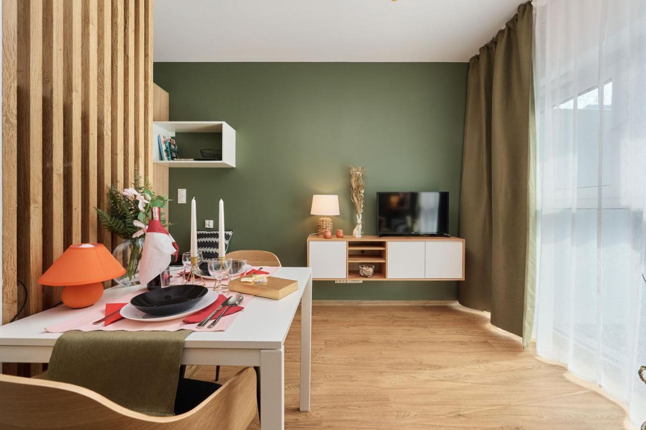 City Panorama Studio Apartments Jaworska 4 By Noclegi Renters Wrocław Extérieur photo
