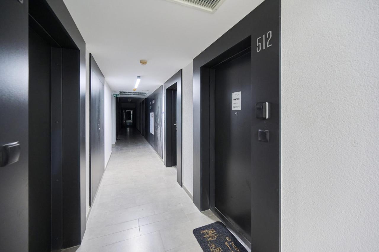 City Panorama Studio Apartments Jaworska 4 By Noclegi Renters Wrocław Extérieur photo
